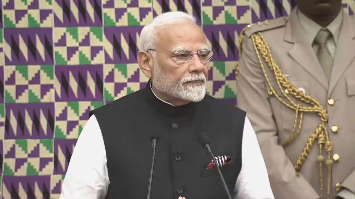 PM Modi in Ghana: संसद में ऐतिहासिक संबोधन और 2000 करोड़ लोगों की शुभकामनाएं | Global Visit Trending