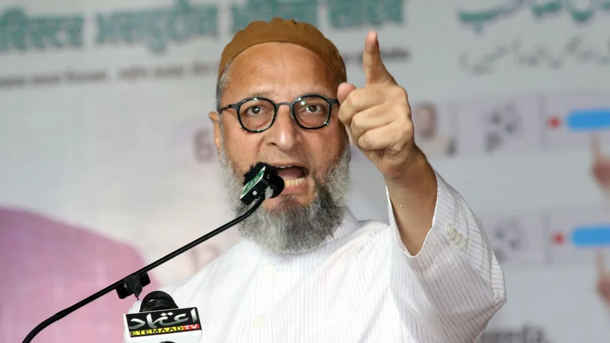 SIR विवाद पर Owaisi का बड़ा बयान: Citizenship और Voter List का खतरा | Bihar Politics 2025