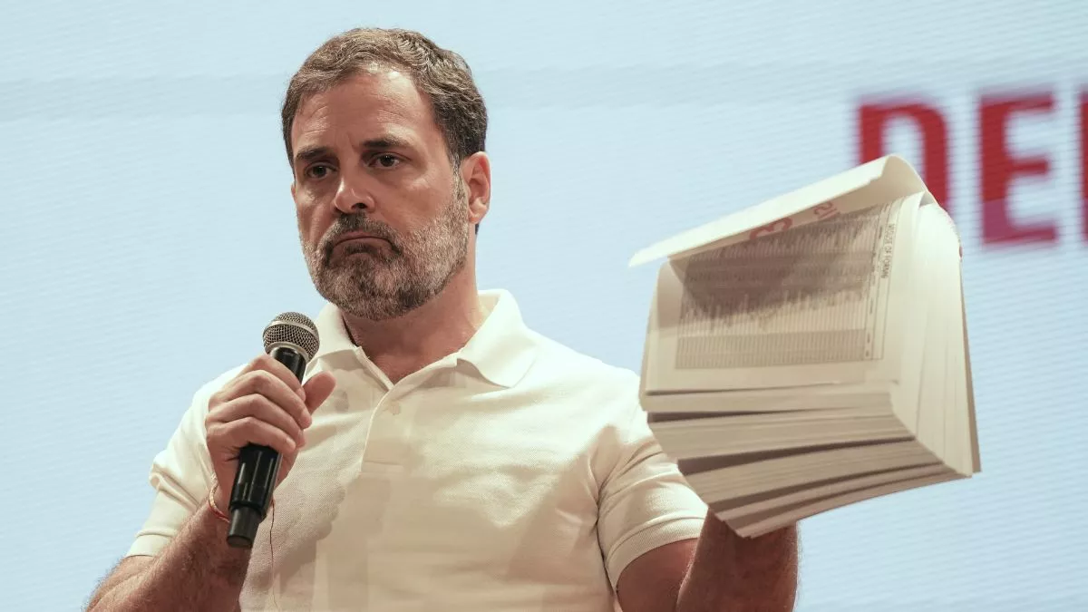 Rahul Gandhi vs ECI: राहुल का ‘एटम बम’ हुआ डिफ्यूज, चुनाव आयोग ने मांगा शपथपत्र
