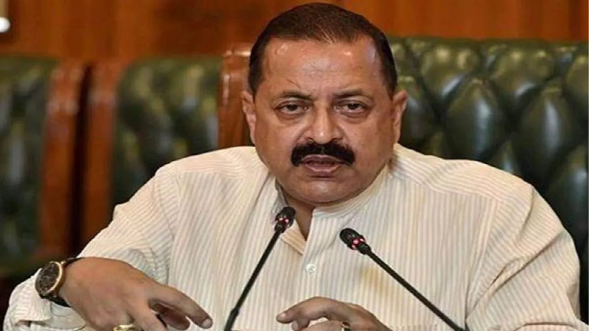 Image of unmarried daughter receiving Family Pension under Sarkari Yojana