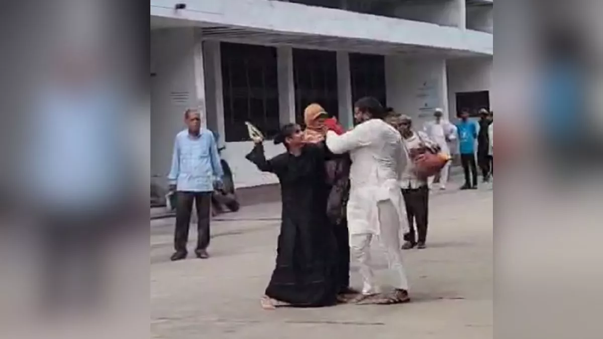 रामपुर कोर्ट तीन तलाक ड्रामा: पति की पिटाई, बवाल मचा